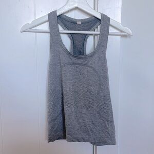 Swiftly Tech Racerback Tank Top Size 4